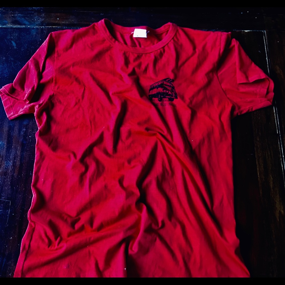 Red T-shirt with a van print!